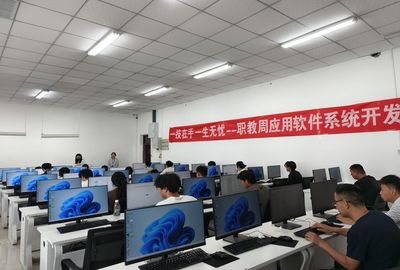 一技在手，一生無憂 信息工程系2024年職業教育活動周系列活動聚焦軟件開發與信息技術咨詢